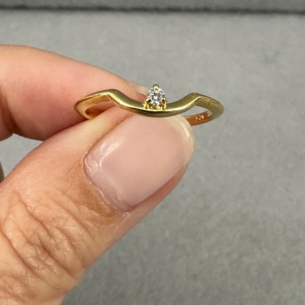Gold over .925 silver cubic zirconiaAccent Band size 6, new‎